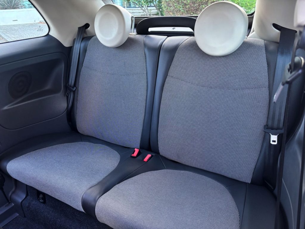 E2577479-6A79-495E-B046-C74720F021F3_1_105_c